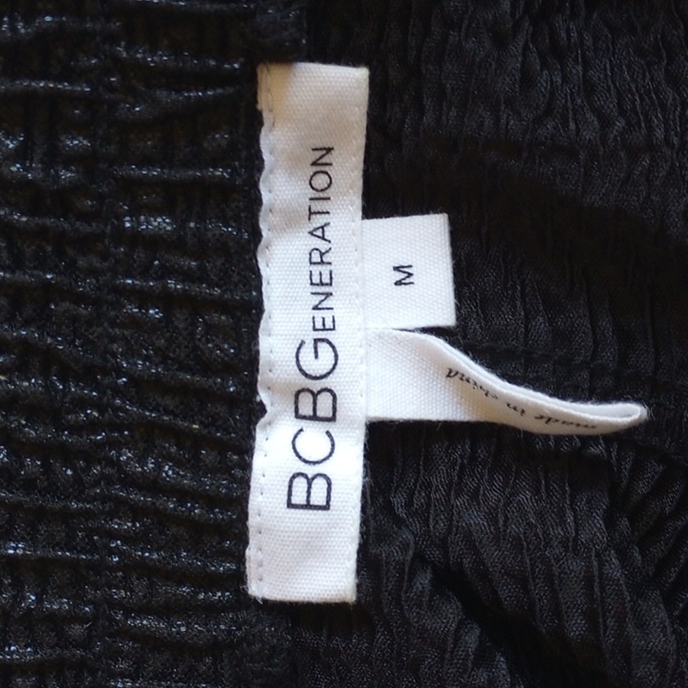 BCBG Textured Pull On Baggy Ankle Pants M Black Pockets - 50off3 - Picture 4 of 8